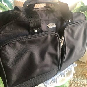 Sutton Ricardo Beverly Hills Large Travel Overnight Duffle Bag